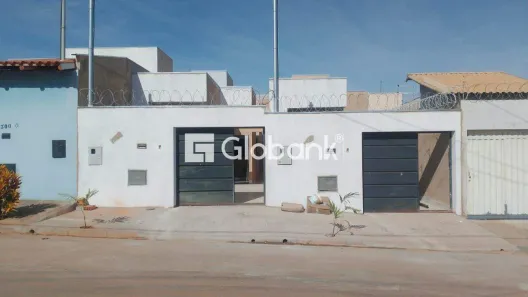 Casa com 2 Quartos à venda, 90m² no Jardim Olímpico, Montes Claros