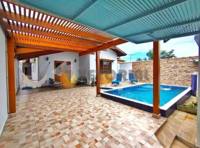 Casa com 3 Quartos à venda, 160m² no Balneário Forest, Caraguatatuba