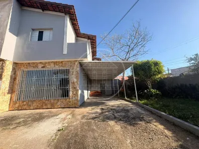 Sobrado com 3 Quartos para alugar, 200m² no Rio Bonito, São Paulo