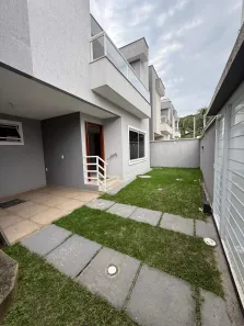 Casa com 3 Quartos para alugar, 139m² no Costazul, Rio das Ostras
