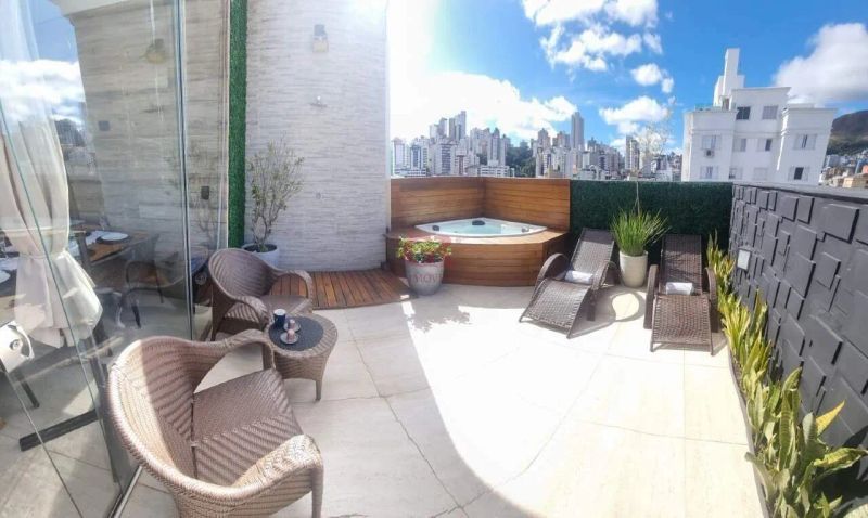 Cobertura com 4 quartos — Buritis, Belo Horizonte