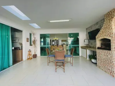 Casa com 3 Quartos à venda, 174m² no Grama, Juiz de Fora