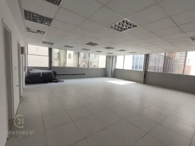 Sala Comercial para alugar, 121m² no Centro, São Paulo