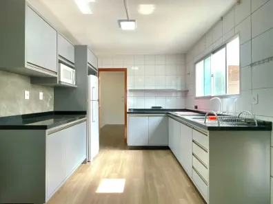 Casa com 3 Quartos para alugar, 190m² no Bela Vista, São José