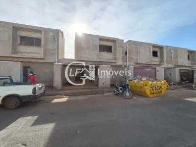 Sobrado com 2 Quartos à venda, 115m² no Vila Rica, Campo Grande