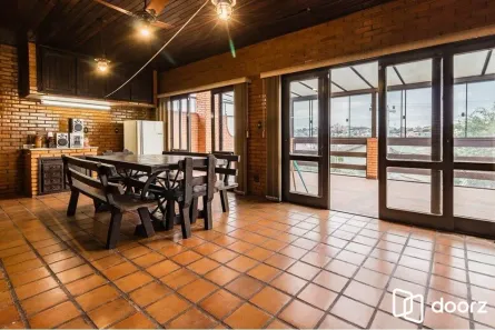 Casa com 3 Quartos à venda, 380m² no Partenon, Porto Alegre