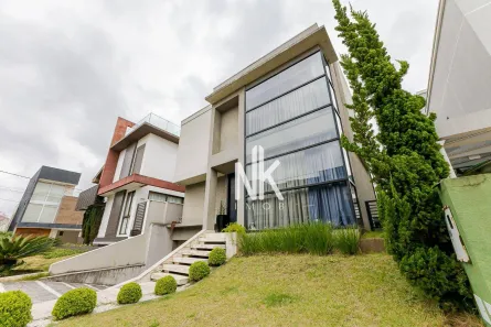 Casa de Condomínio com 3 Quartos à venda, 297m² no Pinheirinho, Curitiba