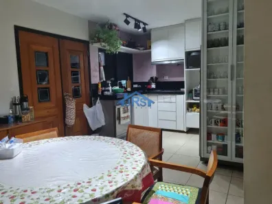 Casa de Condomínio com 4 Quartos à venda, 250m² no Colinas de São Fernando, Cotia