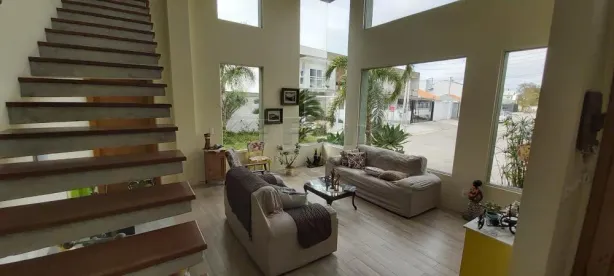 Casa com 3 Quartos à venda, 356m² no Laranjal, Pelotas