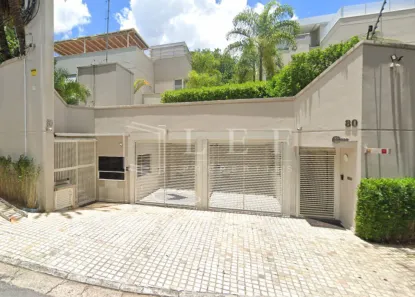 Casa de Condomínio com 4 Quartos à venda, 688m² no Jardim Everest, São Paulo