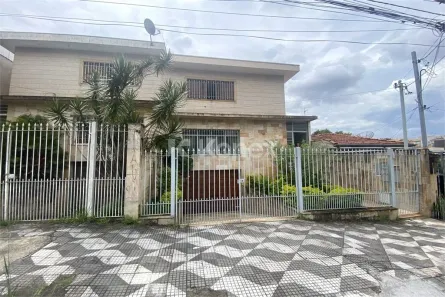 Casa com 3 Quartos à venda, 228m² no Parque Peruche, São Paulo
