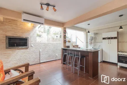 Casa de Condomínio com 3 Quartos à venda, 156m² no Santo Antônio, Porto Alegre