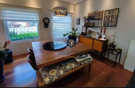 Sobrado com 4 Quartos à venda, 600m² no Vila Oliveira, Mogi das Cruzes