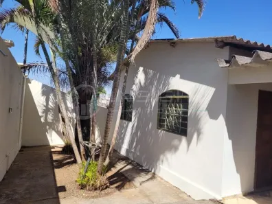 Casa com 3 Quartos à venda, 84m² no São Carlos, Anápolis