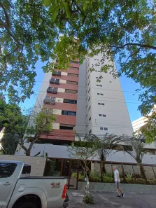 Apartamento com 2 Quartos para alugar, 70m² no Casa Forte, Recife