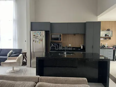 Casa de Condomínio com 3 Quartos à venda, 196m² no Aparecidinha, Sorocaba