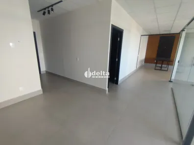 Ponto Comercial para alugar, 94m² no Morada da Colina, Uberlândia