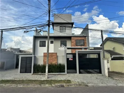 Sobrado com 3 Quartos à venda, 124m² no Uberaba, Curitiba