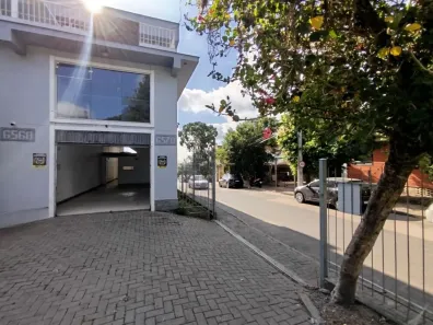 Ponto Comercial com 2 Quartos para alugar, 100m² no Cavalhada, Porto Alegre