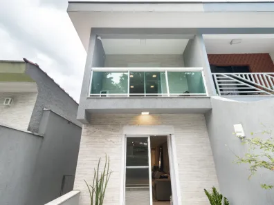 Sobrado com 3 Quartos à venda, 217m² no Vila Pereira Cerca, São Paulo