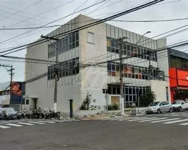 Prédio Comercial para alugar, 1200m² no Centro, Marília