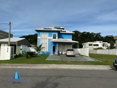 Casa com 4 Quartos à venda, 269m² no Extensão do Bosque, Rio das Ostras