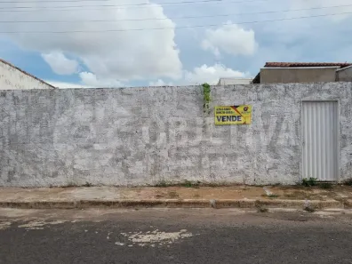 Lote/Terreno à venda, 254m² no Presidente Roosevelt, Uberlândia