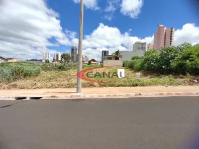Lote/Terreno à venda, 968m² no Jardim Paulista, Bauru