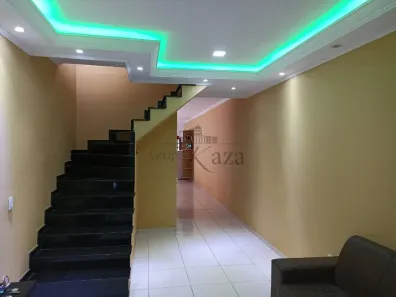 Sobrado com 3 Quartos à venda, 138m² no Vila das Flores, São José dos Campos