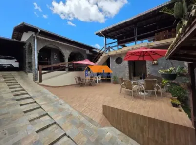 Casa com 3 Quartos à venda, 200m² no Nova Vista, Belo Horizonte