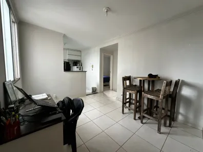 Apartamento com 2 Quartos à venda, 43m² no Chácaras Tubalina e Quartel, Uberlândia