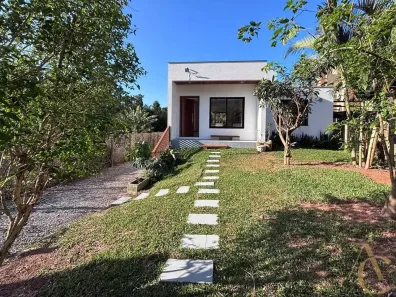 Casa com 3 Quartos à venda, 100m² no Pântano do Sul, Florianópolis