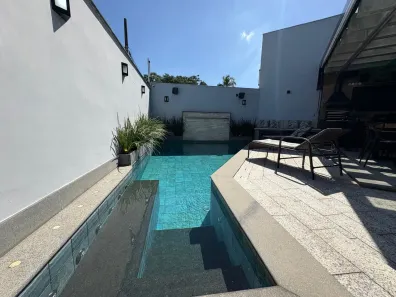 Casa com 3 Quartos à venda, 218m² no Camboinhas, Niterói