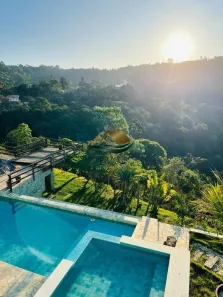 Fazenda/Sítio com 4 Quartos à venda, 300m² no Centro, Mairiporã