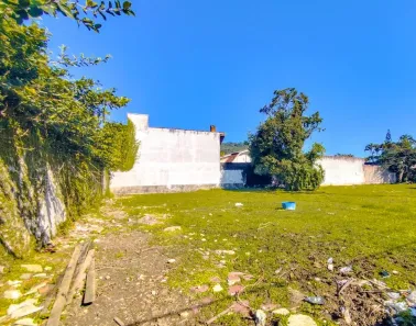 Lote/Terreno à venda, 300m² no Balneário Praia do Pernambuco, Guarujá