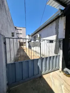 Casa com 3 Quartos para alugar, 103m² no Setor Criméia Leste, Goiânia