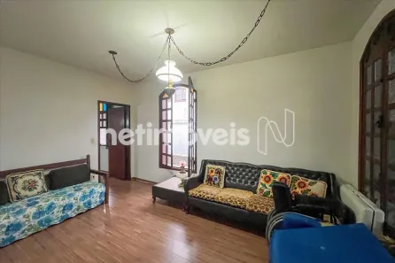 Casa com 4 Quartos à venda, 250m² no Ouro Preto, Belo Horizonte