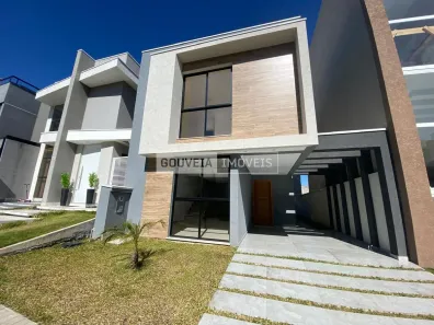Sobrado com 3 Quartos à venda, 136m² no Umbará, Curitiba