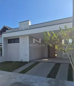 Casa com 3 Quartos para alugar, 150m² no Jardim Jacinto, Jacareí