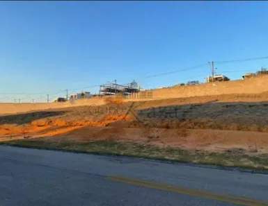 à venda, 600m² no Condomínio Residencial Colinas do Paratehy, São José dos Campos