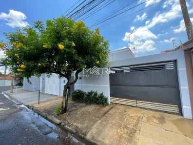 Casa com 3 Quartos à venda, 141m² no Jardim do Bosque, Araraquara