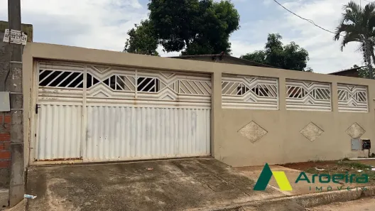 Casa com 2 Quartos à venda, 235m² no Conjunto Habitacional Madre Germana II, Goiânia