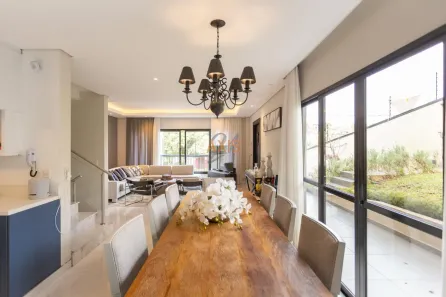 Sobrado com 3 Quartos à venda, 231m² no Ahú, Curitiba