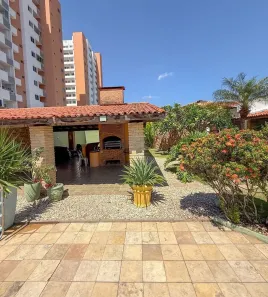 Casa com 5 Quartos à venda, 494m² no Noivos, Teresina