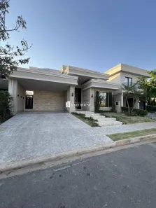 Casa de Condomínio com 3 Quartos à venda, 250m² no Condomínio Florais Itália, Cuiabá