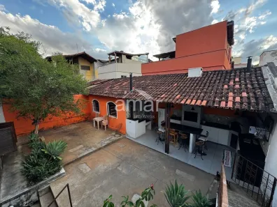 Casa com 4 Quartos à venda, 230m² no Ouro Preto, Belo Horizonte