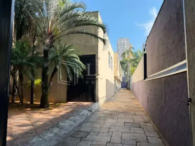 Casa com 4 Quartos para alugar, 1050m² no Vila Nova Conceição, São Paulo