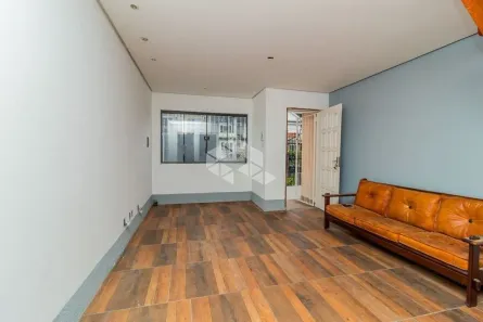 Casa com 2 Quartos à venda, 74m² no Guarujá, Porto Alegre