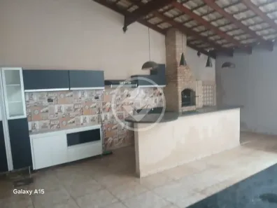 Casa de Condomínio com 3 Quartos à venda, 100m² no Aclimação, Uberlândia
