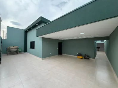 Casa com 3 Quartos à venda, 10m² no Centro, Araxá